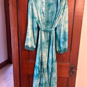 Valerie Stevens Teal and Blue Blouse